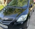 Черный Тойота Ярис, объемом двигателя 1.3 л и пробегом 250 тыс. км за 5600 $, фото 3 на Automoto.ua