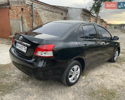 Черный Тойота Ярис, объемом двигателя 1.3 л и пробегом 228 тыс. км за 5500 $, фото 3 на Automoto.ua