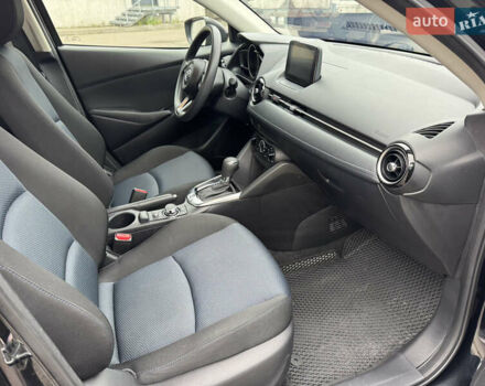 Чорний Тойота Яріс, об'ємом двигуна 1.5 л та пробігом 44 тис. км за 11999 $, фото 9 на Automoto.ua