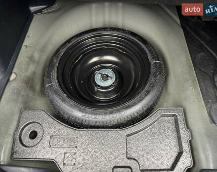 Чорний Тойота Яріс, об'ємом двигуна 1.5 л та пробігом 44 тис. км за 11999 $, фото 15 на Automoto.ua