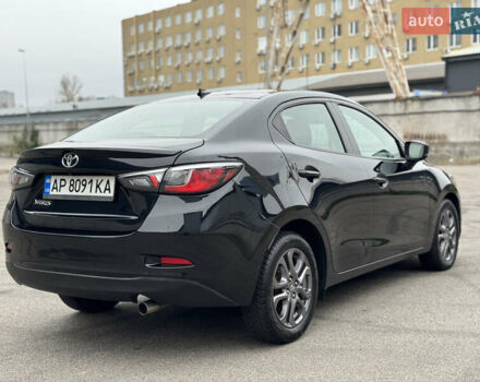 Чорний Тойота Яріс, об'ємом двигуна 1.5 л та пробігом 44 тис. км за 11999 $, фото 4 на Automoto.ua