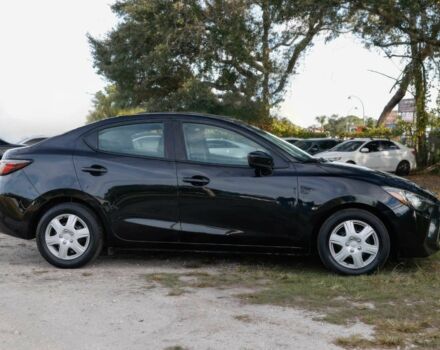 Чорний Тойота Яріс, об'ємом двигуна 1.5 л та пробігом 49 тис. км за 8000 $, фото 5 на Automoto.ua