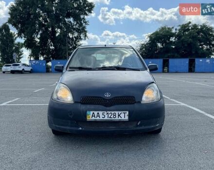 Черный Тойота Ярис, объемом двигателя 1 л и пробегом 370 тыс. км за 1550 $, фото 1 на Automoto.ua