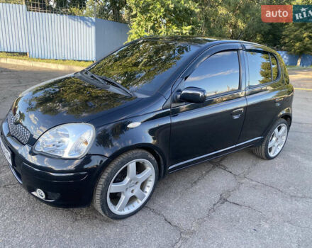 Чорний Тойота Яріс, об'ємом двигуна 1 л та пробігом 250 тис. км за 4500 $, фото 1 на Automoto.ua