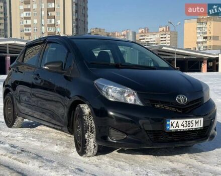 Черный Тойота Ярис, объемом двигателя 1.33 л и пробегом 100 тыс. км за 7000 $, фото 1 на Automoto.ua
