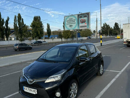 Тойота Ярис 2015 в Киеве на Automoto.ua Черный Тойота Ярис, объемом двигателя 1.33 л и пробегом 111 тыс. км за 11000 $, фото 1 на Automoto.ua