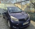 Фиолетовый Тойота Ярис, объемом двигателя 1 л и пробегом 61 тыс. км за 6500 $, фото 1 на Automoto.ua
