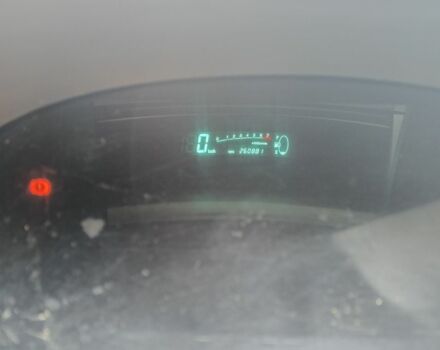 Красный Тойота Ярис, объемом двигателя 1 л и пробегом 260 тыс. км за 2750 $, фото 7 на Automoto.ua