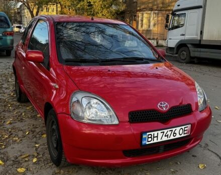 Красный Тойота Ярис, объемом двигателя 1 л и пробегом 185 тыс. км за 2700 $, фото 5 на Automoto.ua