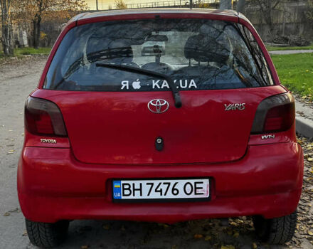 Красный Тойота Ярис, объемом двигателя 1 л и пробегом 185 тыс. км за 2700 $, фото 8 на Automoto.ua
