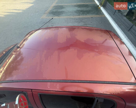 Червоний Тойота Яріс, об'ємом двигуна 1.3 л та пробігом 200 тис. км за 3500 $, фото 3 на Automoto.ua