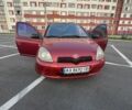 Червоний Тойота Яріс, об'ємом двигуна 1.3 л та пробігом 199 тис. км за 3600 $, фото 2 на Automoto.ua
