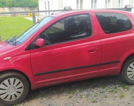 Красный Тойота Ярис, объемом двигателя 1.4 л и пробегом 325 тыс. км за 3550 $, фото 4 на Automoto.ua