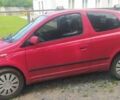 Красный Тойота Ярис, объемом двигателя 1.4 л и пробегом 325 тыс. км за 3550 $, фото 4 на Automoto.ua