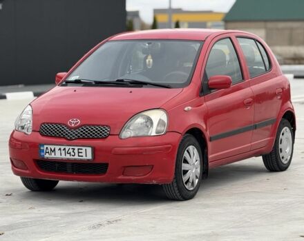 Красный Тойота Ярис, объемом двигателя 1 л и пробегом 240 тыс. км за 2600 $, фото 1 на Automoto.ua