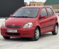Красный Тойота Ярис, объемом двигателя 1 л и пробегом 240 тыс. км за 2600 $, фото 1 на Automoto.ua