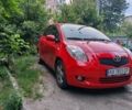 Червоний Тойота Яріс, об'ємом двигуна 1.3 л та пробігом 155 тис. км за 5999 $, фото 1 на Automoto.ua