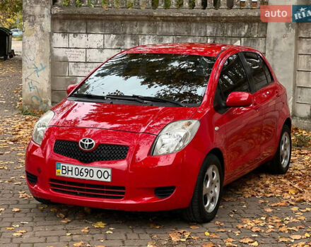 Красный Тойота Ярис, объемом двигателя 1.3 л и пробегом 158 тыс. км за 4999 $, фото 17 на Automoto.ua