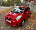 Красный Тойота Ярис, объемом двигателя 1.3 л и пробегом 158 тыс. км за 4999 $, фото 1 на Automoto.ua