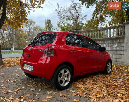 Красный Тойота Ярис, объемом двигателя 1.3 л и пробегом 158 тыс. км за 4999 $, фото 12 на Automoto.ua