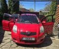 Красный Тойота Ярис, объемом двигателя 1.3 л и пробегом 221 тыс. км за 5500 $, фото 1 на Automoto.ua