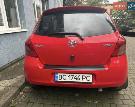 Тойота Яріс 2006 у Львові на Automoto.ua Червоний Тойота Яріс, об'ємом двигуна 1.3 л та пробігом 149 тис. км за 4900 $, фото 1 на Automoto.ua