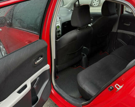 Красный Тойота Ярис, объемом двигателя 1.3 л и пробегом 151 тыс. км за 4950 $, фото 10 на Automoto.ua