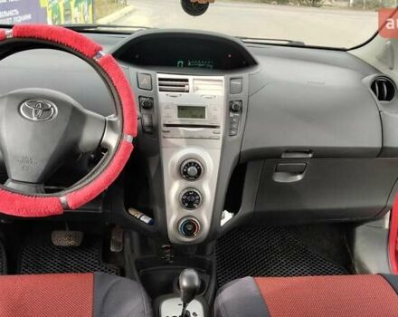 Тойота Ярис 2006 в Одессе на Automoto.ua Красный Тойота Ярис, объемом двигателя 1.3 л и пробегом 124 тыс. км за 6500 $, фото 5 на Automoto.ua