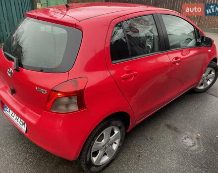 Красный Тойота Ярис, объемом двигателя 1.3 л и пробегом 182 тыс. км за 5900 $, фото 11 на Automoto.ua