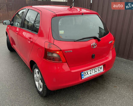 Красный Тойота Ярис, объемом двигателя 1.3 л и пробегом 182 тыс. км за 5900 $, фото 9 на Automoto.ua