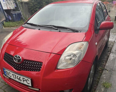 Тойота Яріс 2006 у Львові на Automoto.ua Червоний Тойота Яріс, об'ємом двигуна 1.3 л та пробігом 149 тис. км за 4900 $, фото 2 на Automoto.ua