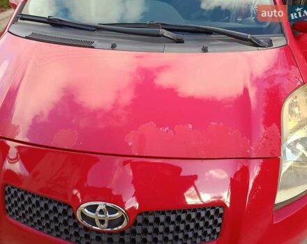 Червоний Тойота Яріс, об'ємом двигуна 1.3 л та пробігом 152 тис. км за 6000 $, фото 11 на Automoto.ua