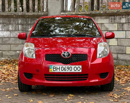 Красный Тойота Ярис, объемом двигателя 1.3 л и пробегом 158 тыс. км за 4999 $, фото 14 на Automoto.ua