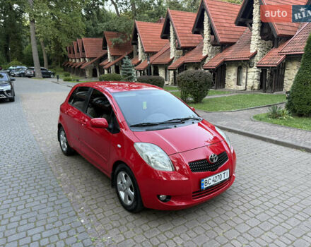 Красный Тойота Ярис, объемом двигателя 1.3 л и пробегом 181 тыс. км за 5800 $, фото 10 на Automoto.ua