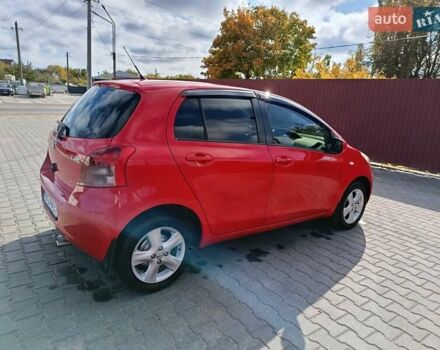Червоний Тойота Яріс, об'ємом двигуна 1.3 л та пробігом 152 тис. км за 6000 $, фото 5 на Automoto.ua