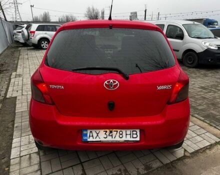 Красный Тойота Ярис, объемом двигателя 1.3 л и пробегом 147 тыс. км за 5400 $, фото 5 на Automoto.ua