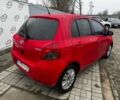 Красный Тойота Ярис, объемом двигателя 1.3 л и пробегом 147 тыс. км за 5400 $, фото 2 на Automoto.ua