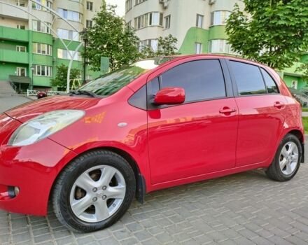 Красный Тойота Ярис, объемом двигателя 0.13 л и пробегом 170 тыс. км за 5700 $, фото 11 на Automoto.ua