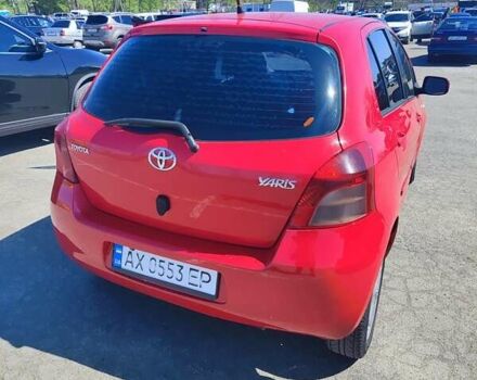 Червоний Тойота Яріс, об'ємом двигуна 1.3 л та пробігом 197 тис. км за 6100 $, фото 4 на Automoto.ua