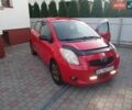 Червоний Тойота Яріс, об'ємом двигуна 1.3 л та пробігом 192 тис. км за 5200 $, фото 1 на Automoto.ua
