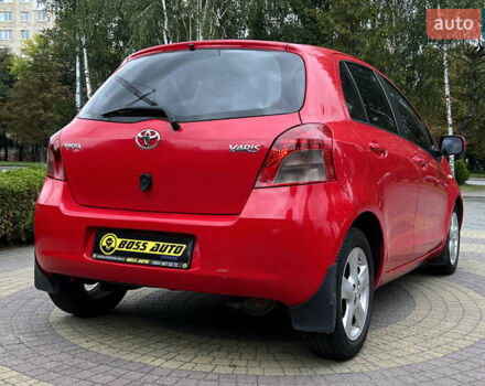 Красный Тойота Ярис, объемом двигателя 1.3 л и пробегом 153 тыс. км за 7300 $, фото 6 на Automoto.ua