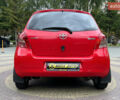 Красный Тойота Ярис, объемом двигателя 1.3 л и пробегом 153 тыс. км за 7300 $, фото 5 на Automoto.ua