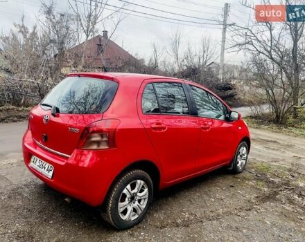 Червоний Тойота Яріс, об'ємом двигуна 1.3 л та пробігом 93 тис. км за 6500 $, фото 12 на Automoto.ua