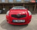 Червоний Тойота Яріс, об'ємом двигуна 1.3 л та пробігом 168 тис. км за 5550 $, фото 1 на Automoto.ua