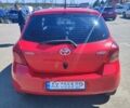 Червоний Тойота Яріс, об'ємом двигуна 1.3 л та пробігом 197 тис. км за 6100 $, фото 2 на Automoto.ua