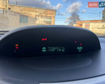 Красный Тойота Ярис, объемом двигателя 1.3 л и пробегом 121 тыс. км за 5800 $, фото 13 на Automoto.ua