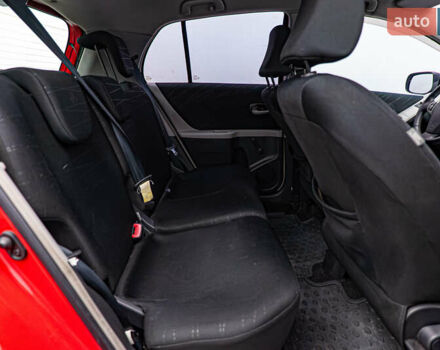 Красный Тойота Ярис, объемом двигателя 1.3 л и пробегом 186 тыс. км за 5425 $, фото 17 на Automoto.ua