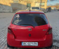 Красный Тойота Ярис, объемом двигателя 1.3 л и пробегом 121 тыс. км за 5800 $, фото 5 на Automoto.ua