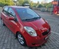 Красный Тойота Ярис, объемом двигателя 1.3 л и пробегом 140 тыс. км за 6900 $, фото 2 на Automoto.ua