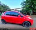 Красный Тойота Ярис, объемом двигателя 1.3 л и пробегом 141 тыс. км за 5500 $, фото 1 на Automoto.ua